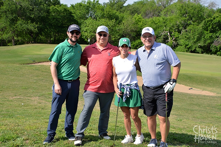 Golfers posing